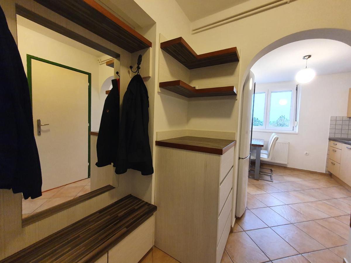 Studio Apartment Matic Tour As By Ljubljanica River ลูบลิยานา ภายนอก รูปภาพ