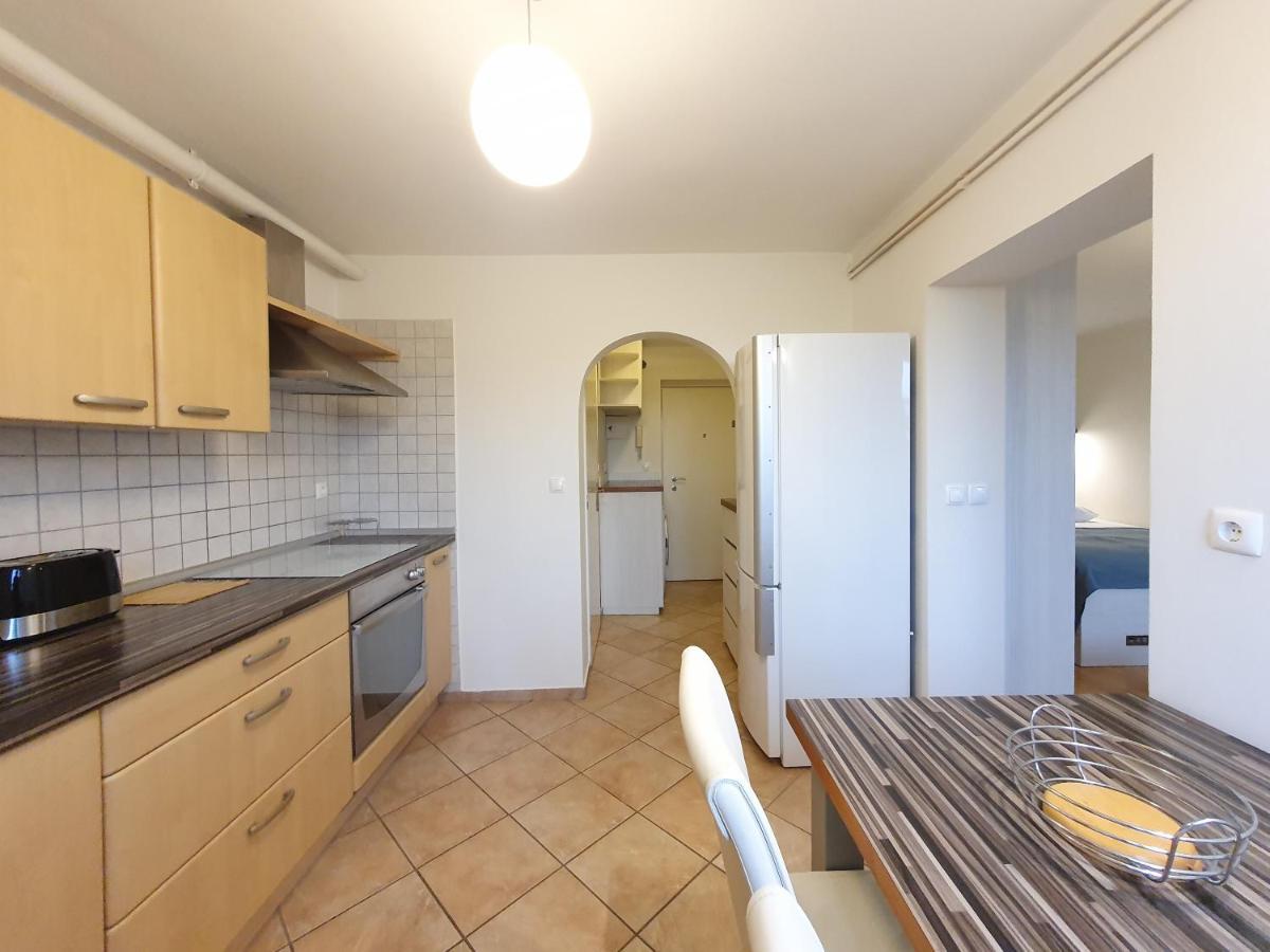Studio Apartment Matic Tour As By Ljubljanica River ลูบลิยานา ภายนอก รูปภาพ